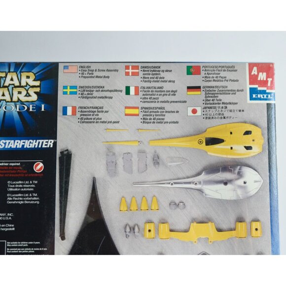 AMT Ertl Star Wars Episode 1 Naboo Starfighter Diecast 1:48 Model Kit NEW SEALED - Picture 8 of 9